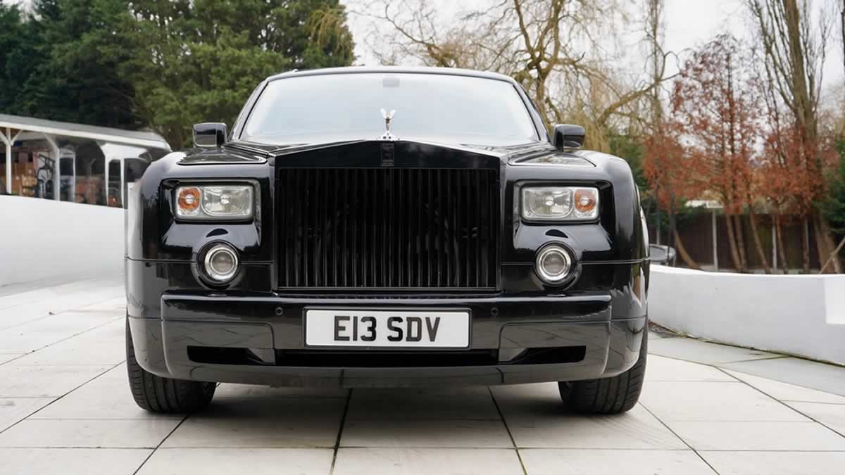 Rolls-Royce Pantom I exterior
