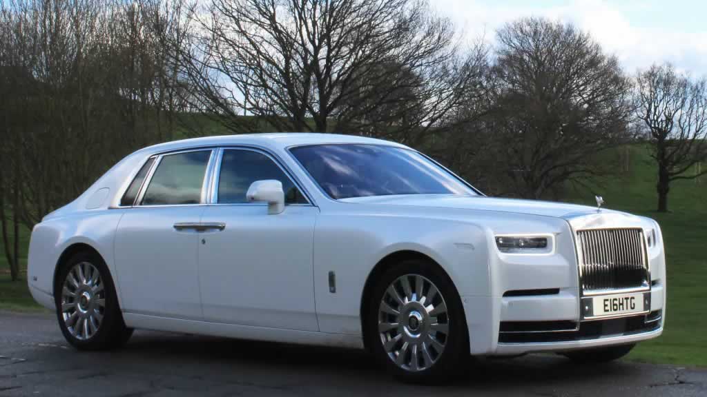 Rolls-Royce Phantom VIII exterior driver side