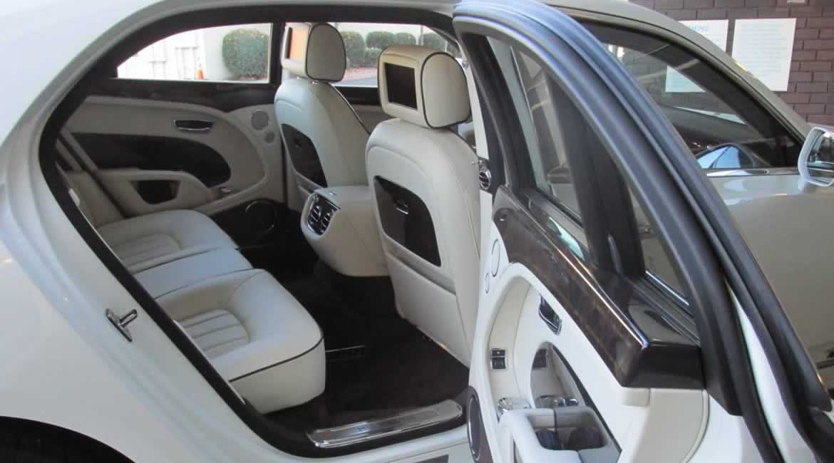 Bentley Mulsanne interior