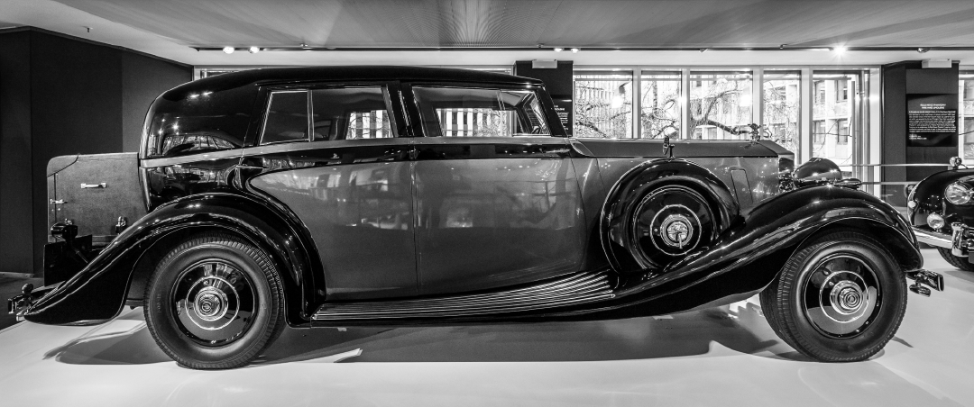 Rolls-Royce Phantom III (1937)