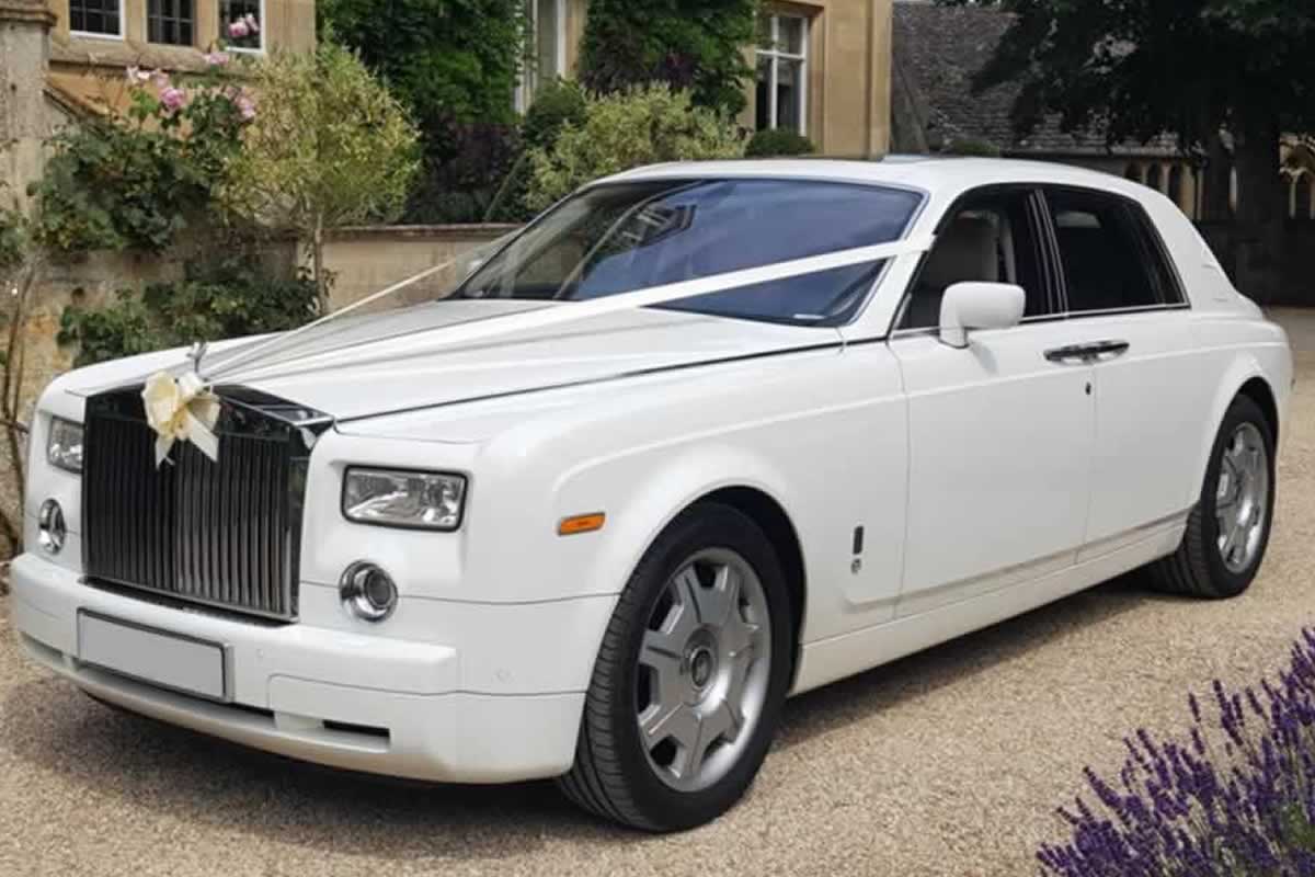Rolls-Royce Phantom Series I wedding car hire in Beds & Bucks