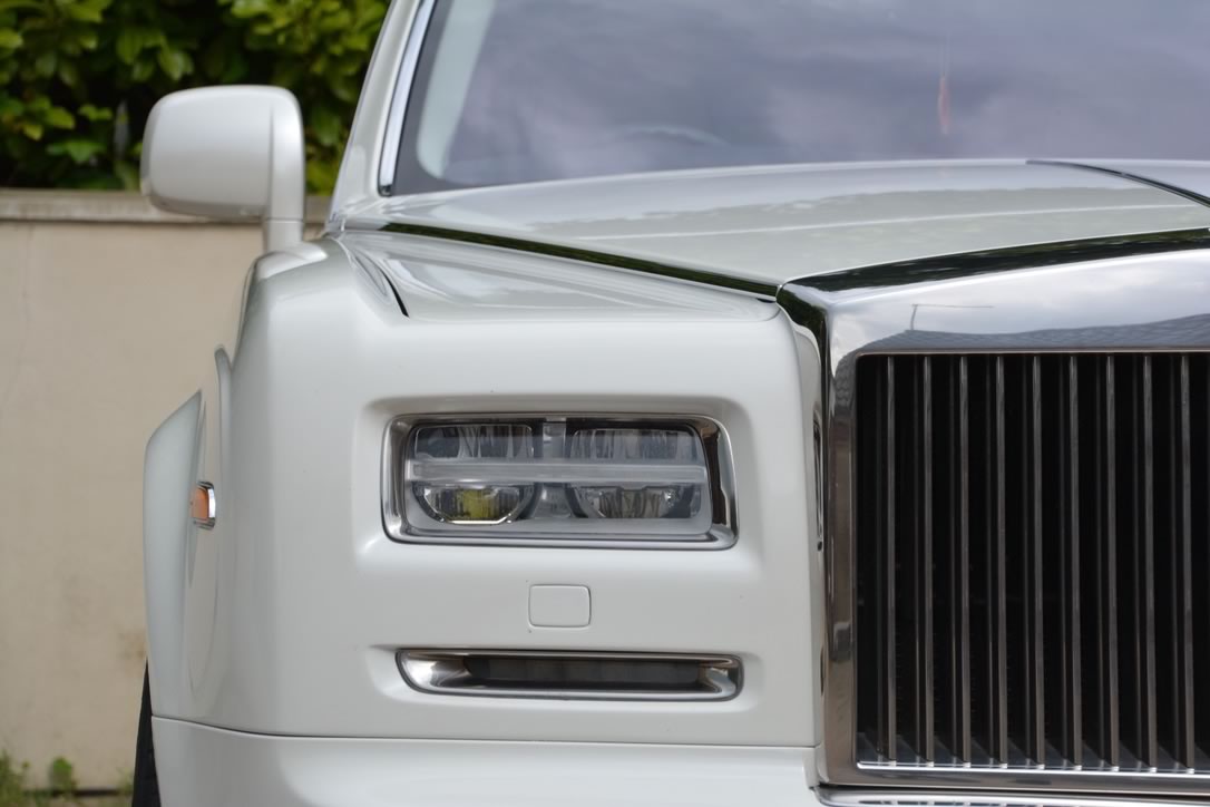 Rolls-Royce Phantom VII Series II grille