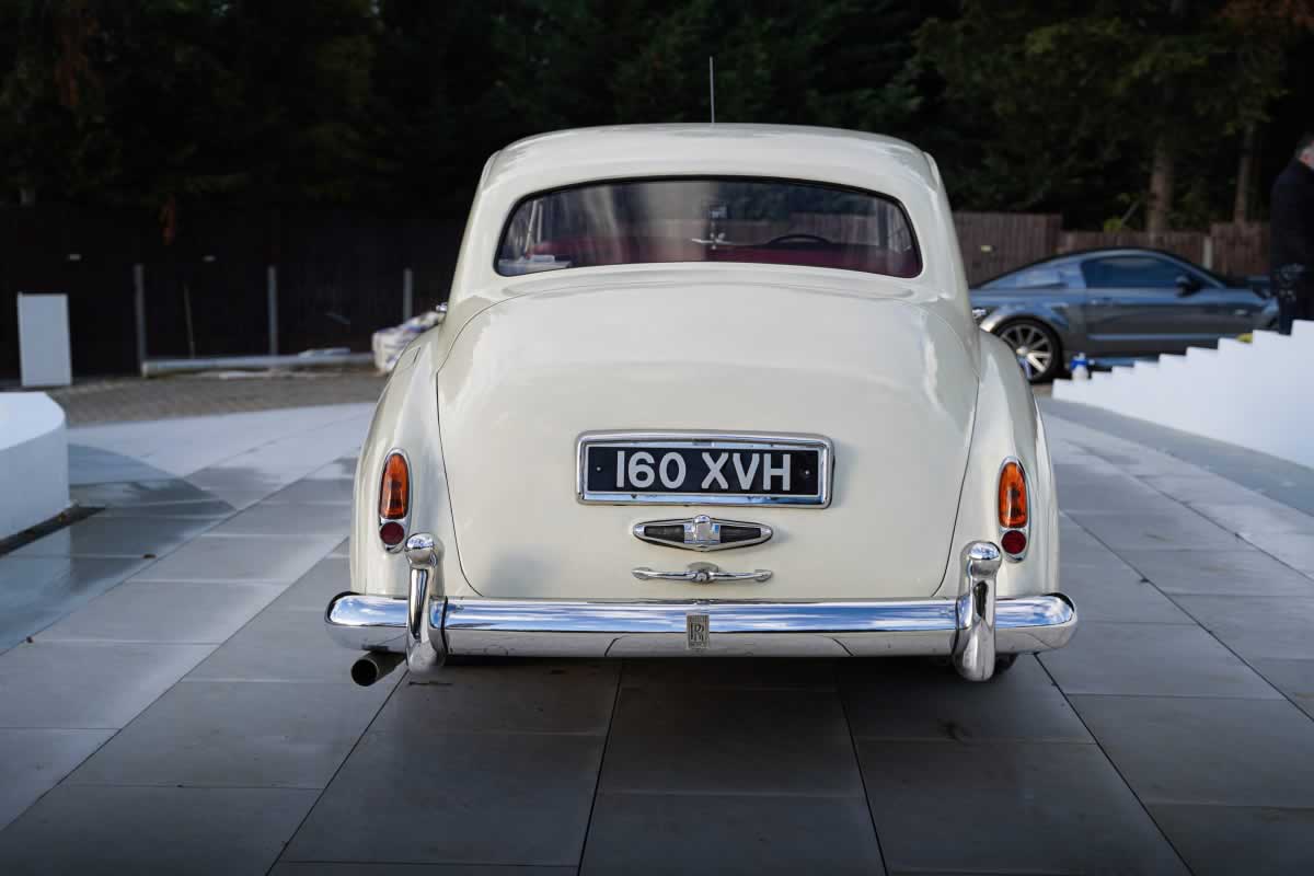 Rolls-Royce Silver Cloud rear