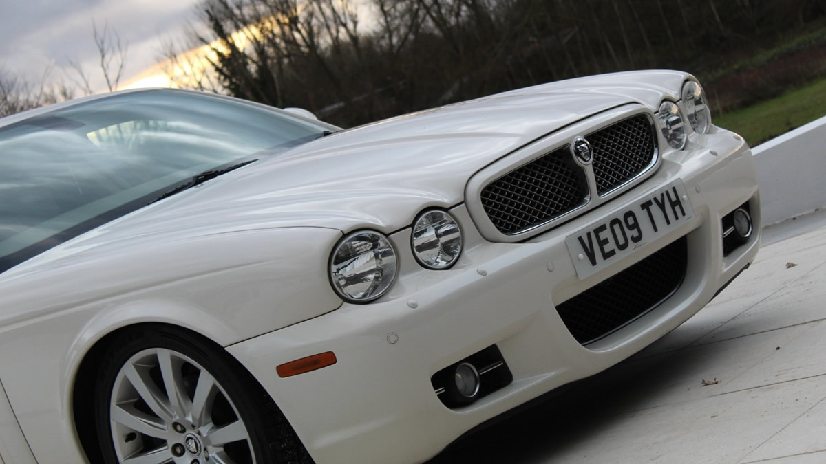 Jaguar XJ hire hero