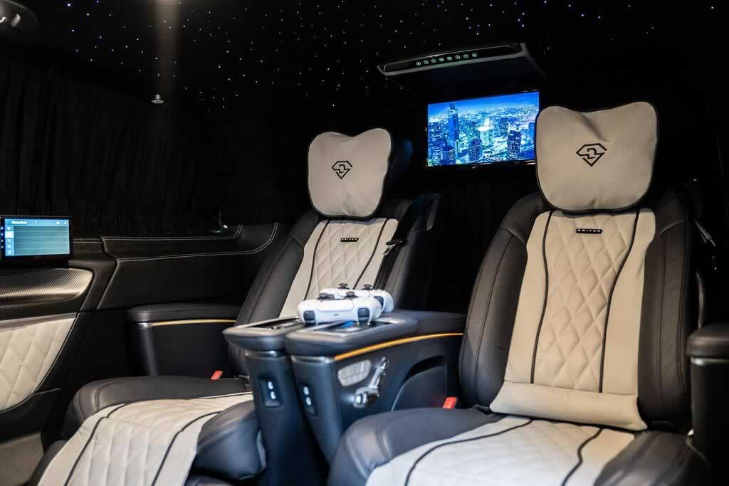 LandJet interior 5