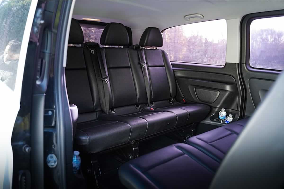 Mercedes V-Class MPV 7