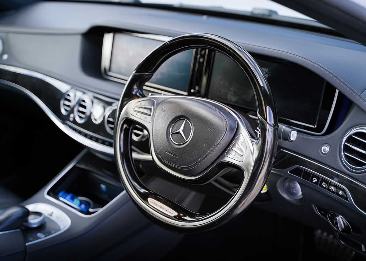 Mercedes S-Class dashboard
