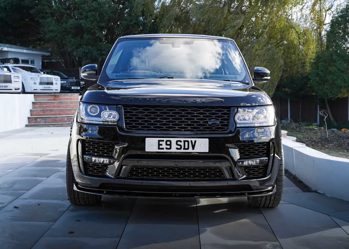 Range Rover Autobiography blac front