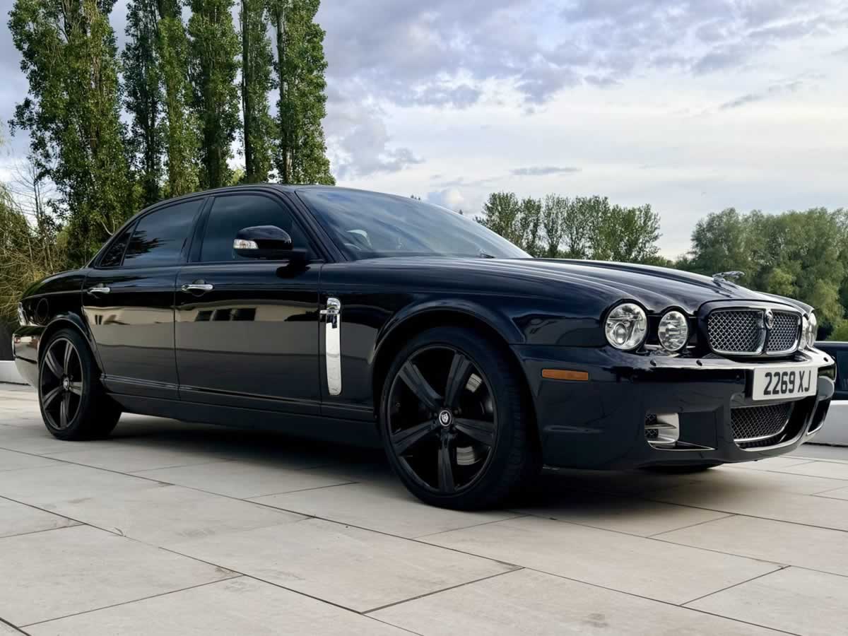 Jaguar XJR in black